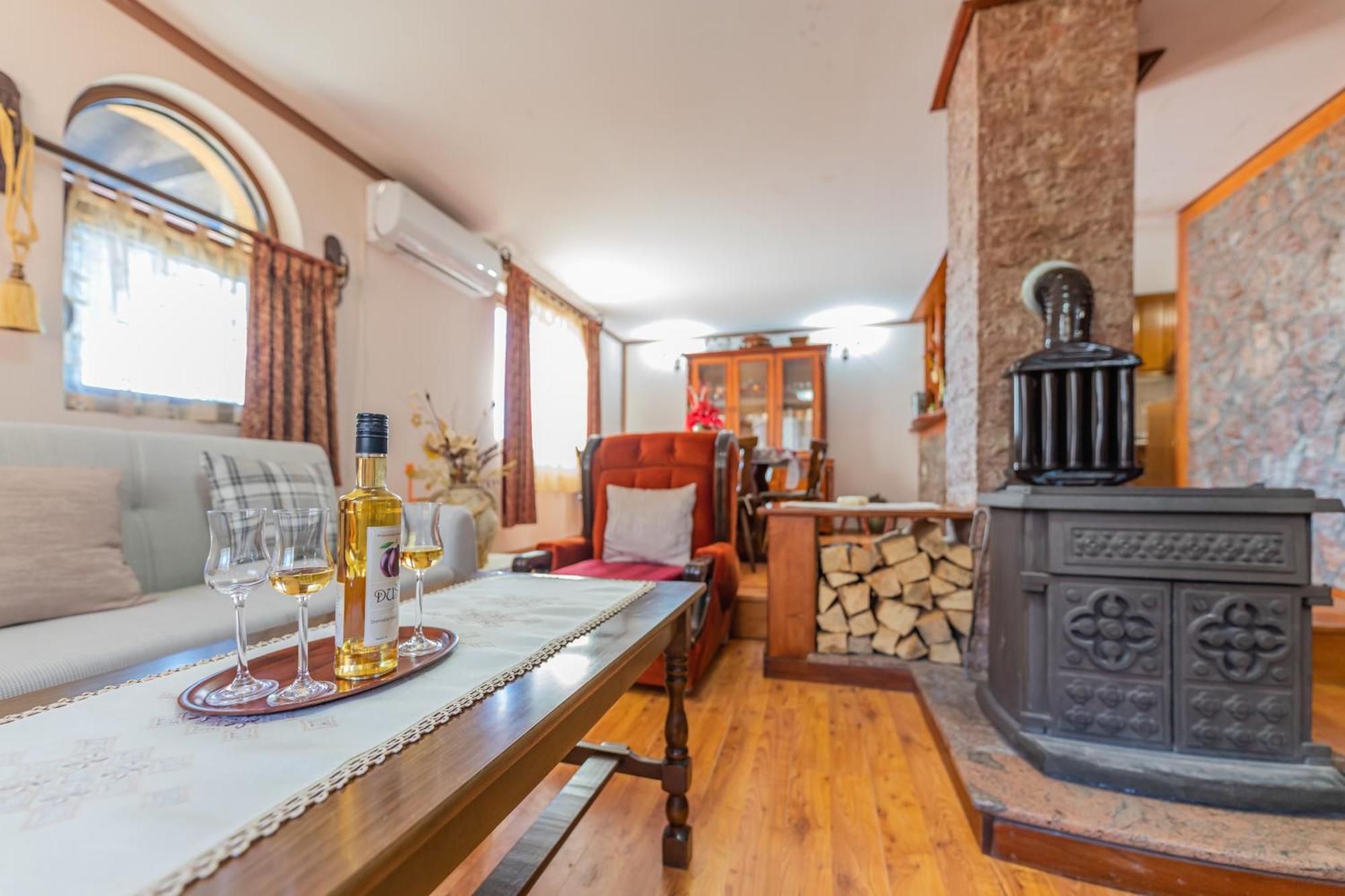 Vikendica Zivotic Holiday home Zlatibor